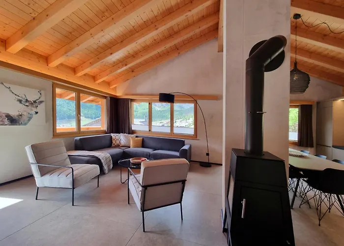 Sole Penthouse 公寓 *